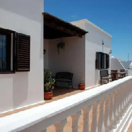 فيلة Sleeps 8 Pool Wifi Mácher